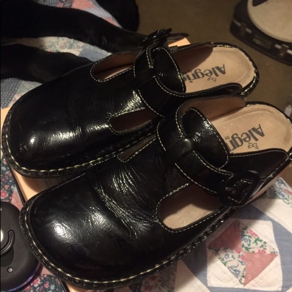 Alegria Patent Leather